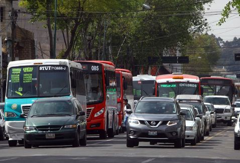Descartan subir pasaje el próximo año