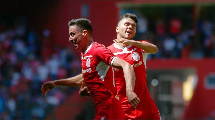 Toluca no quiere dejar ir a Adrián Mora