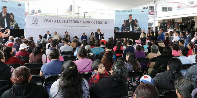 Alcalde de Toluca visita la zona sur de la capital mexiquense