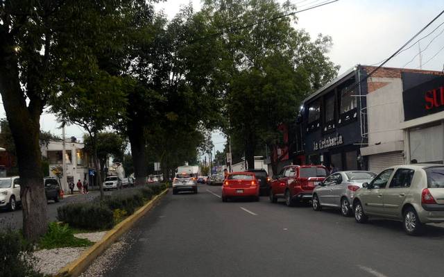 Trabaja Toluca para dar orden en corredor comercial de Venustiano Carranza