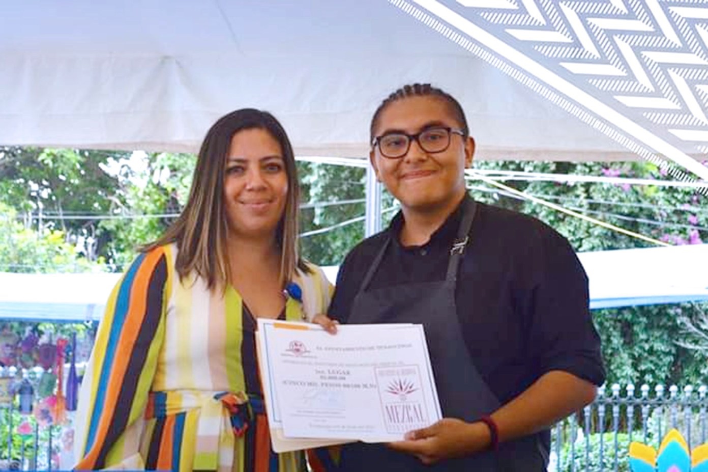 Gana estudiante UAEM concurso de Mixología en el Primer Festival del Mezcal