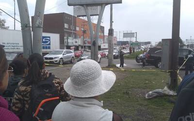 Muere menor de edad mientras limpiaba autos en el cruce de Bulevar Aeropuerto y Tollocan