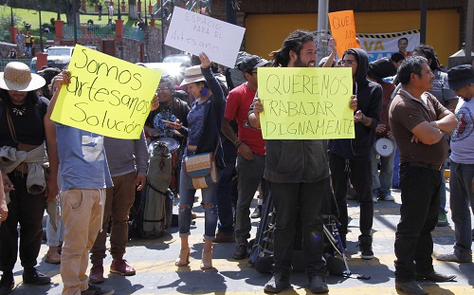 Vendedores artesanos de Metepec fueron reubicados sin previo aviso