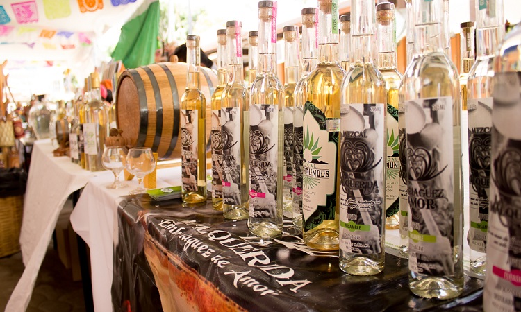 Expo Feria del Mezcal y la Cerveza artesanal 2019 en Toluca