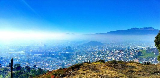Valle de Toluca desde el cerro del Toloche