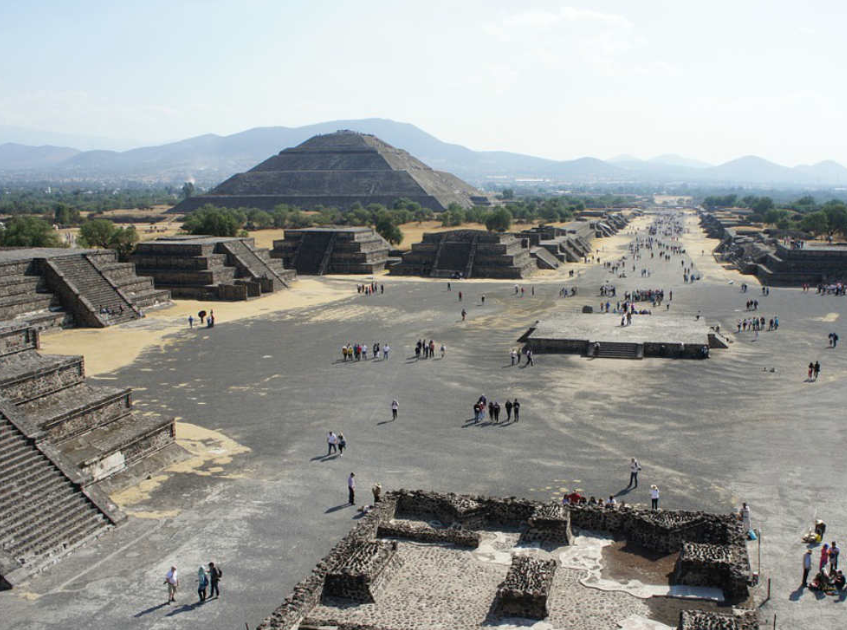 Caminante fest teotihuacán