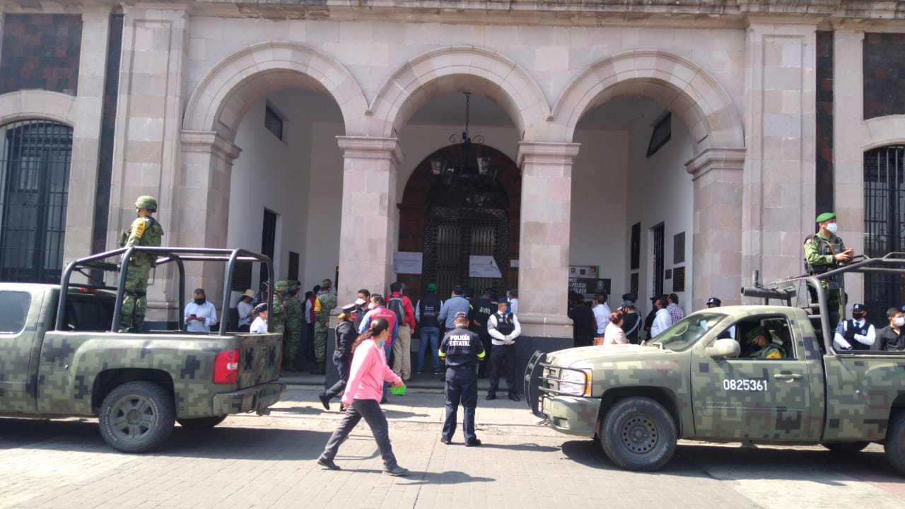 Inician retenes en Toluca reiterando medidas de fase 3 de Covid-19