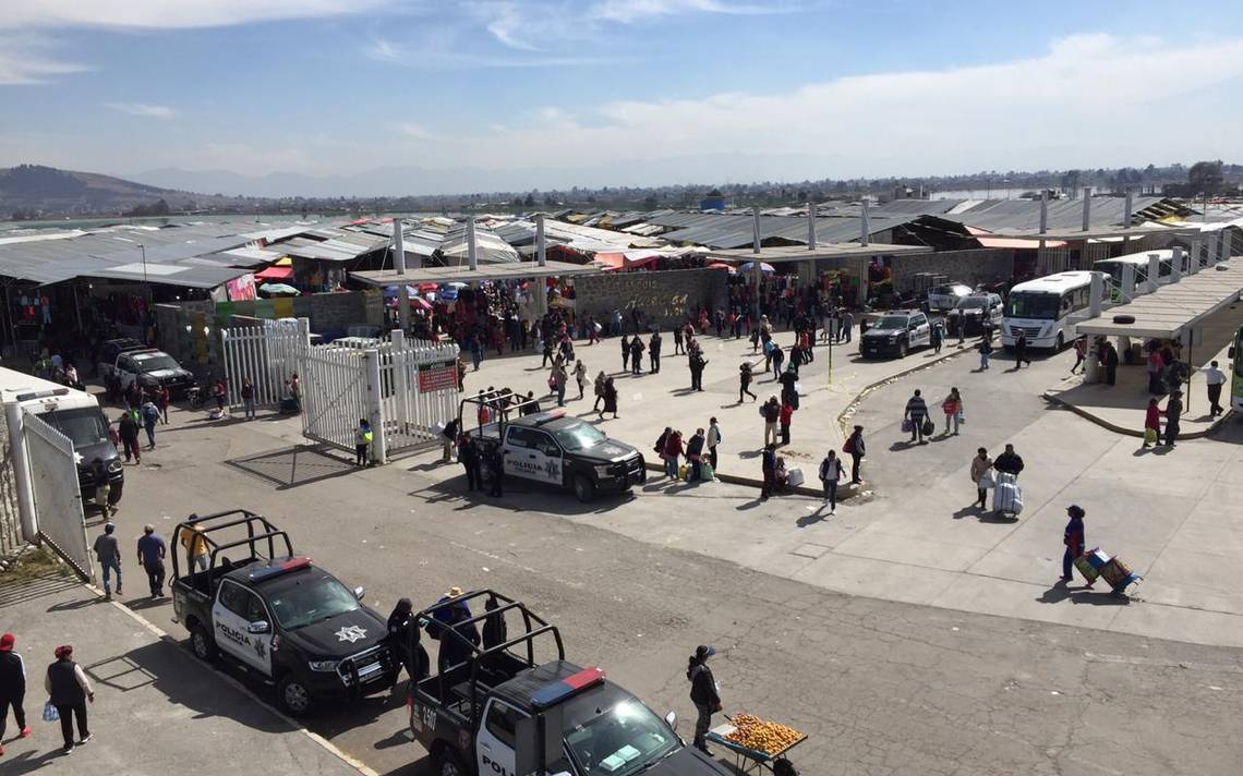 Toluca realiza operativo en mercado Palmillas por Covid-19