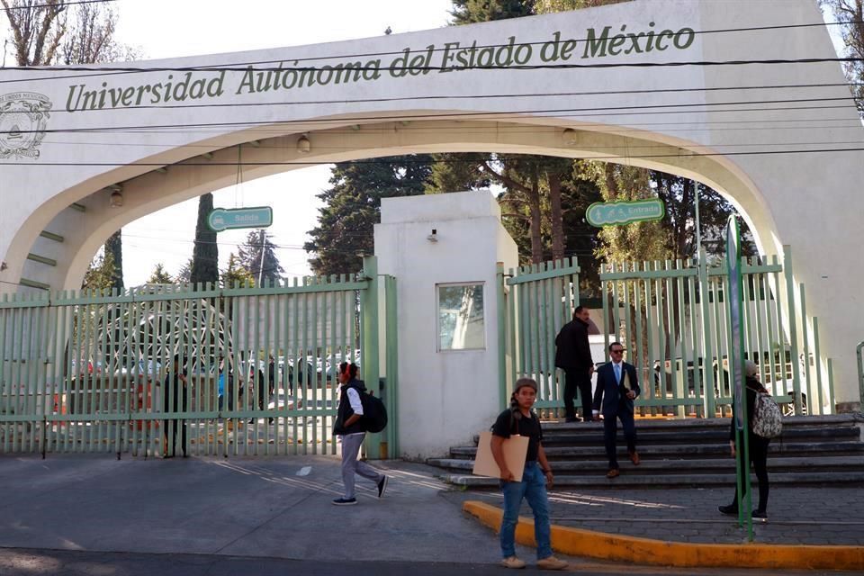 UAEM extiende suspensión de clases hasta mayo y reprogramara exámenes de admisión