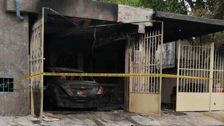 Captan-momento-cuando-incendian-casa-de-enfermeras