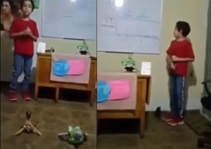 niño-hace-su-propia-conferencia