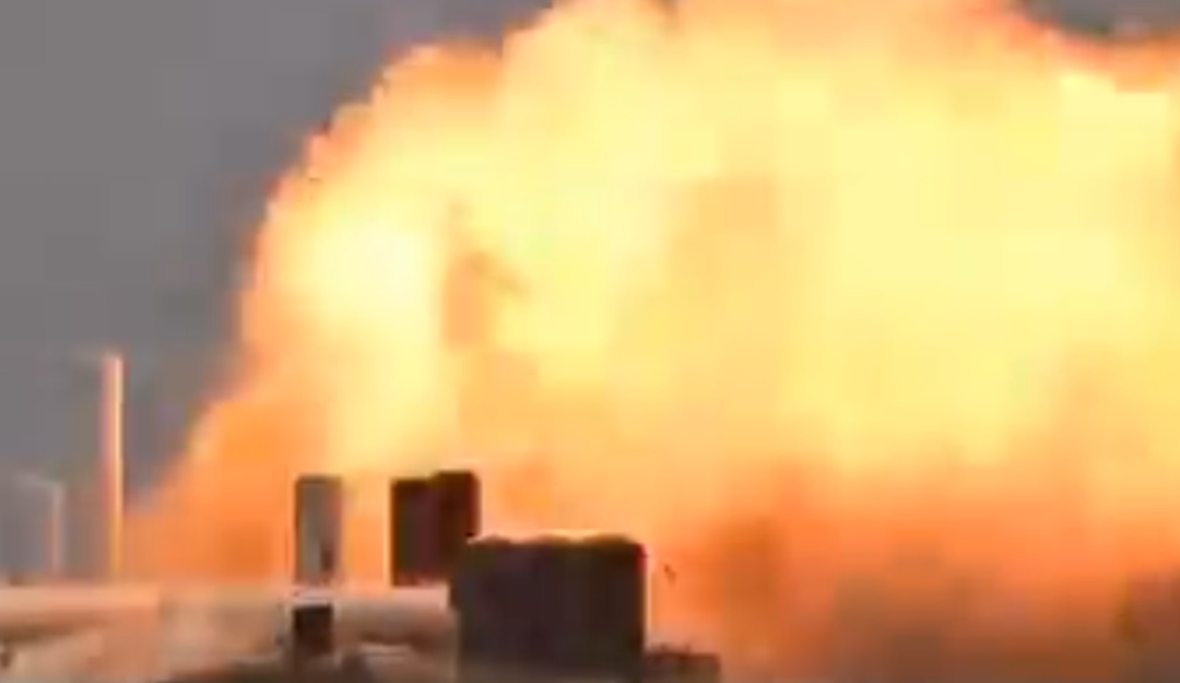 explota-nave-espacial-de-spacex-durante-pruebas