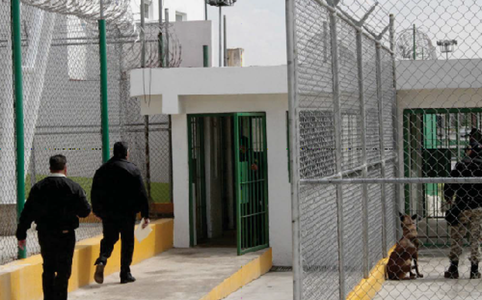 Por difundir información falsa, es detenido e ingresado al penal de Almoloya