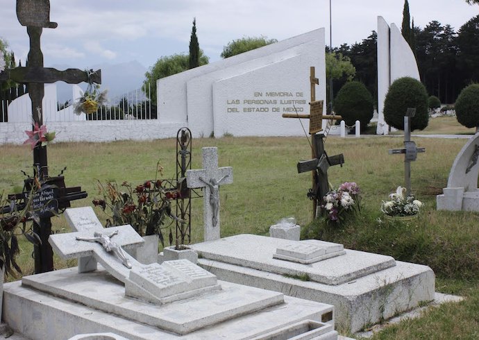 Habrá ampliación de panteones en el Valle de Toluca