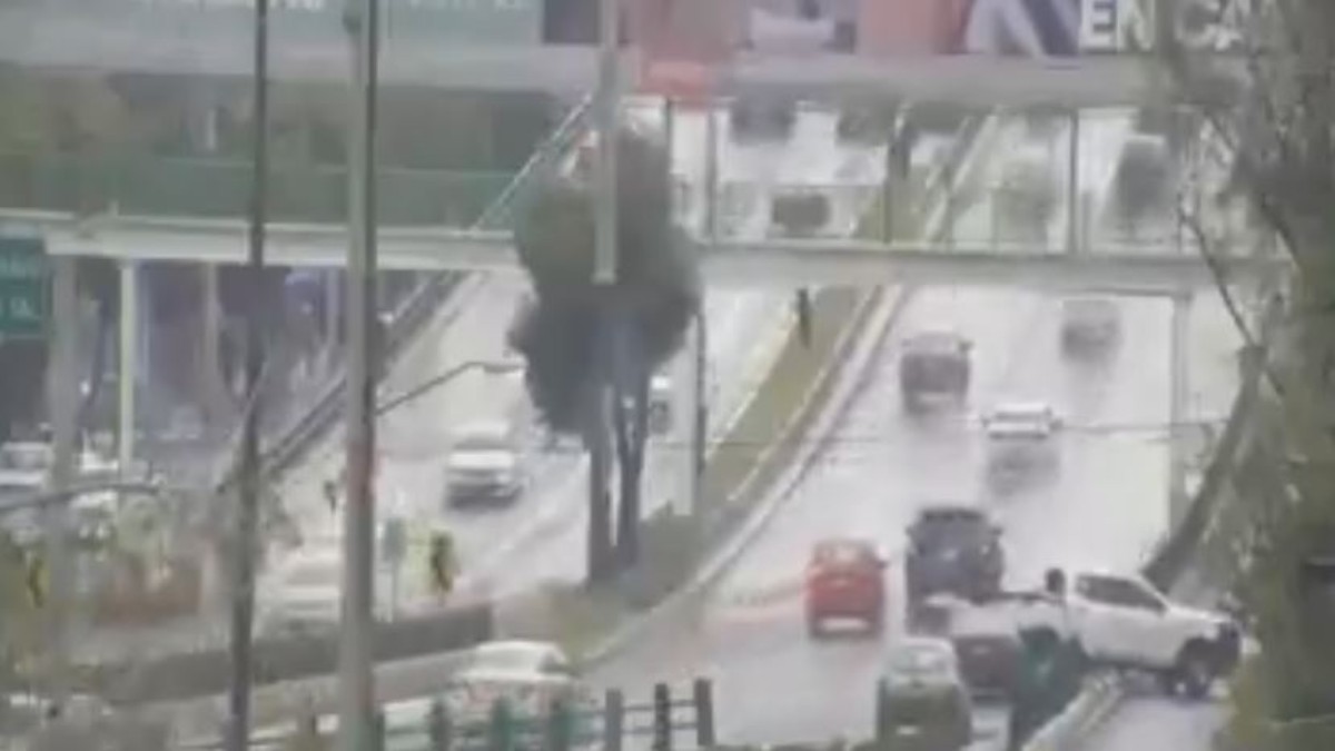 Se-registra-accidente-sobre-Paseo-Tollocan-en-Toluca