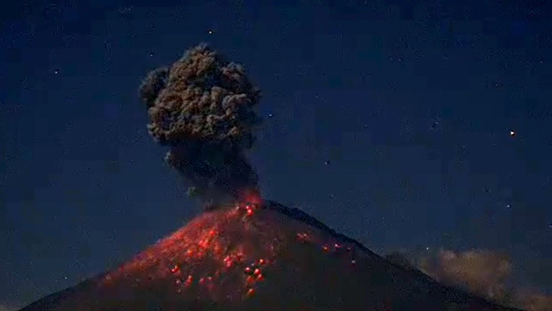Se-registra-explosión-en-el-Popocatépetl