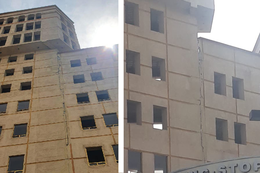 VIDEO-Fotogalería Reportan inmensa grieta en edificio Miled ubicado en Metepec