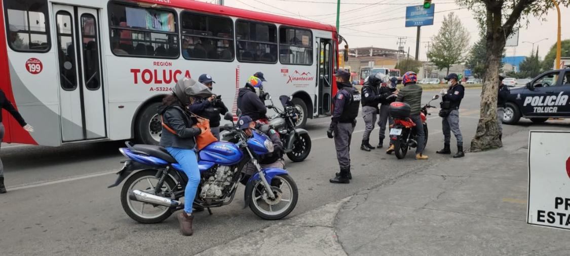 Remiten más de 100 motocicletas al corralón