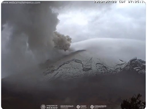 Cenizas provenientes del Popocatépetl llegan a municipios del Estado de México