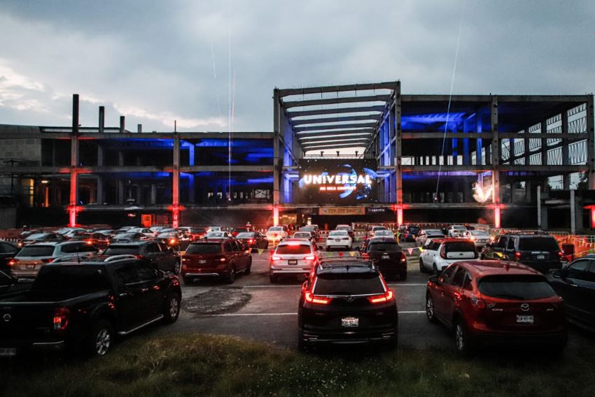 Conoce-el-nuevo-autocinema-de-Metepec