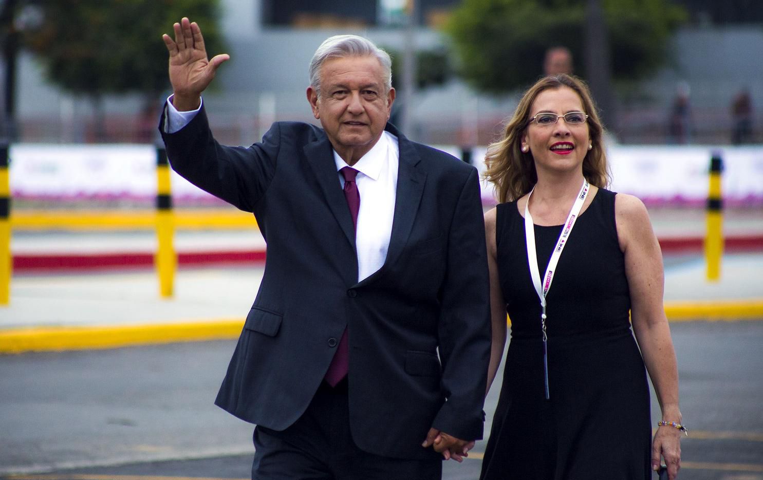 Esposa-de-AMLO-es-tendencia-en-redes-por-responderle-a-usuario1