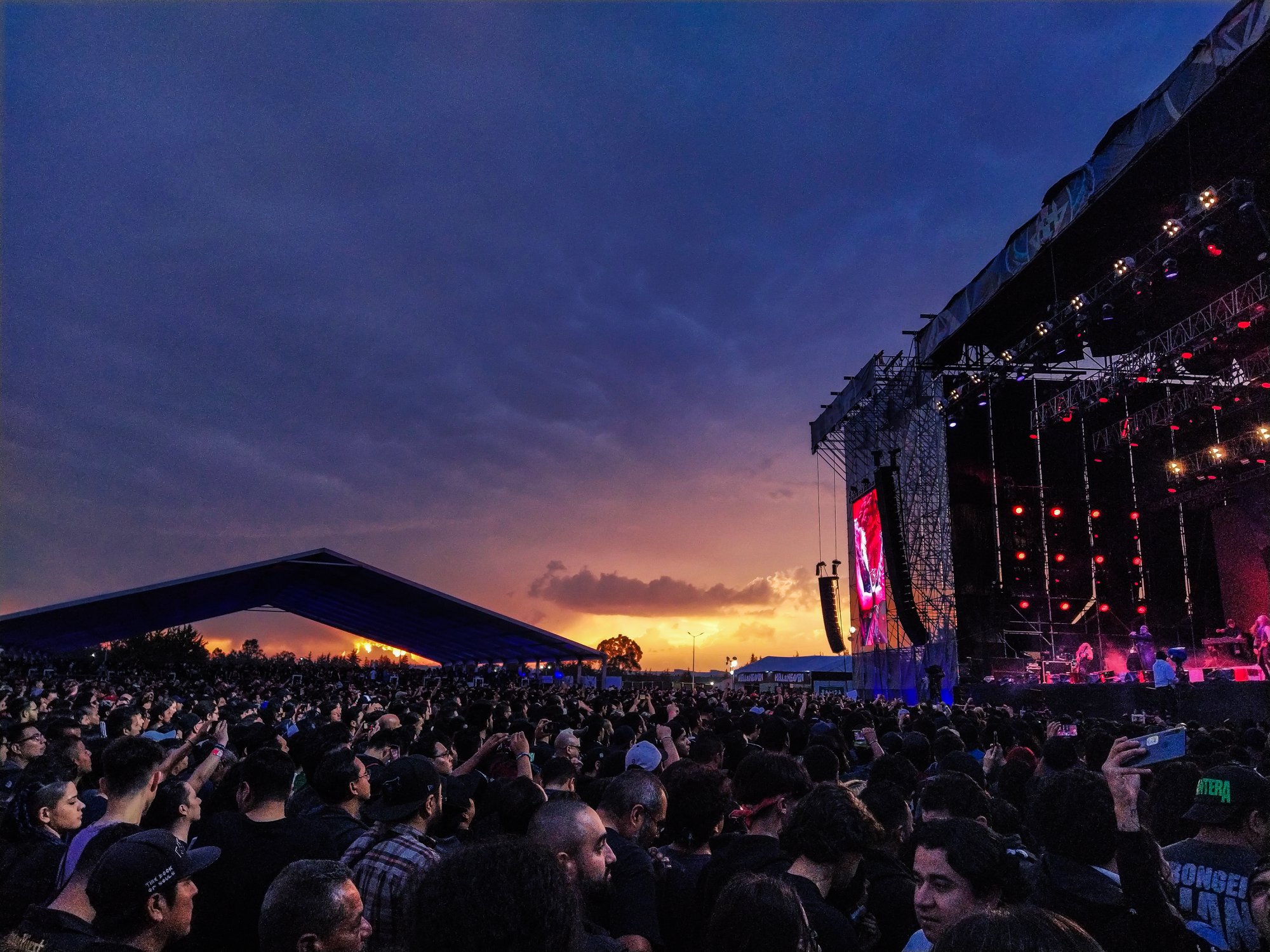 advierten-que-conciertos-y-festivales-se-haran-hasta-el-2022