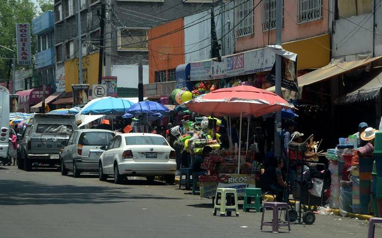 ambulantes-bajan-ventas-en-mercado-benito-juarez