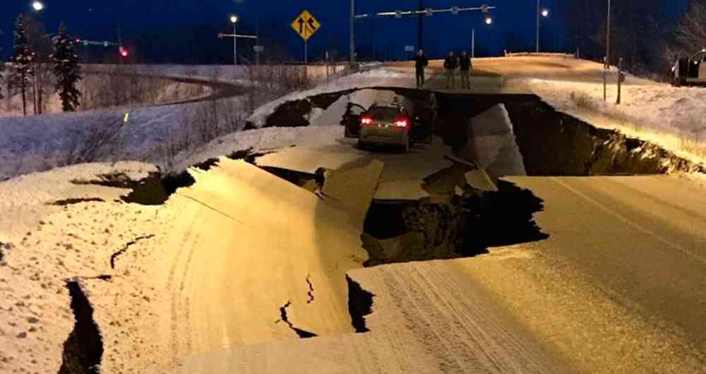 (Videos) Así se vivió el fuerte terremoto de 7.8 en Alaska de este miércoles
