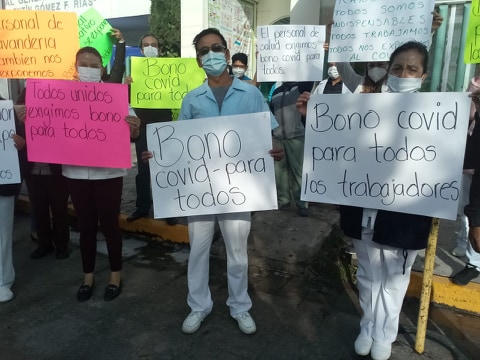 bloquean-carretera-de-ixtlahuaca-para-exigir-bono-covid