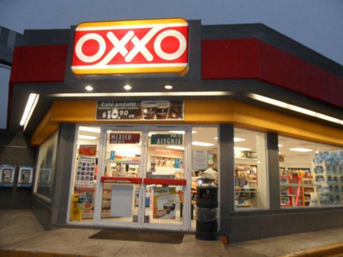 Oxxo y Oxxo gas presentó una disminución en los ingresos de 12.4 por ciento, lo que llevó a la empresa a cerrar 40 sucursales.