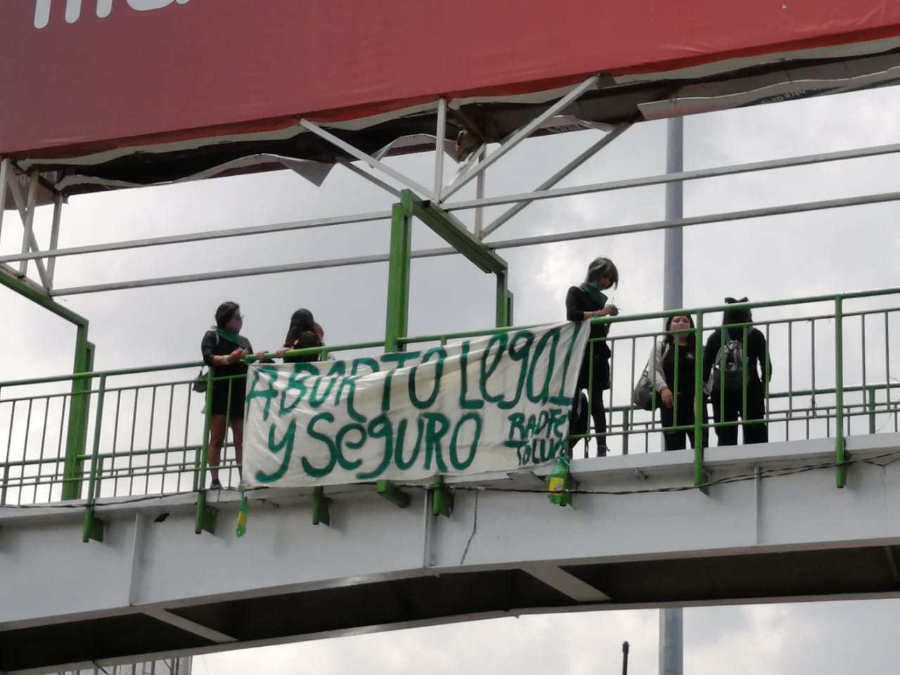 Feministas-preparan-campana-a-favor-del-aborto-en-Toluca