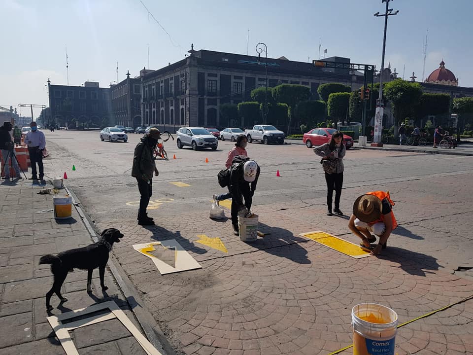 Pintan ciclovía enfrente de Palacio de Gobierno en Toluca2