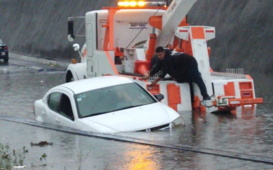Debido a las fuertes lluvias de los últimos días se han registrado grandes inundaciones en México. Aquí te tenemos las fotos más impactantes.