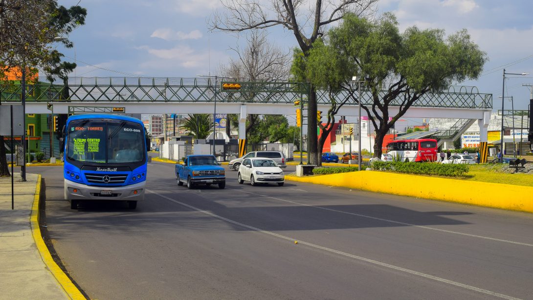 pasajeros-no-usan-cubrebocas-en-transporte-publico-en-toluca