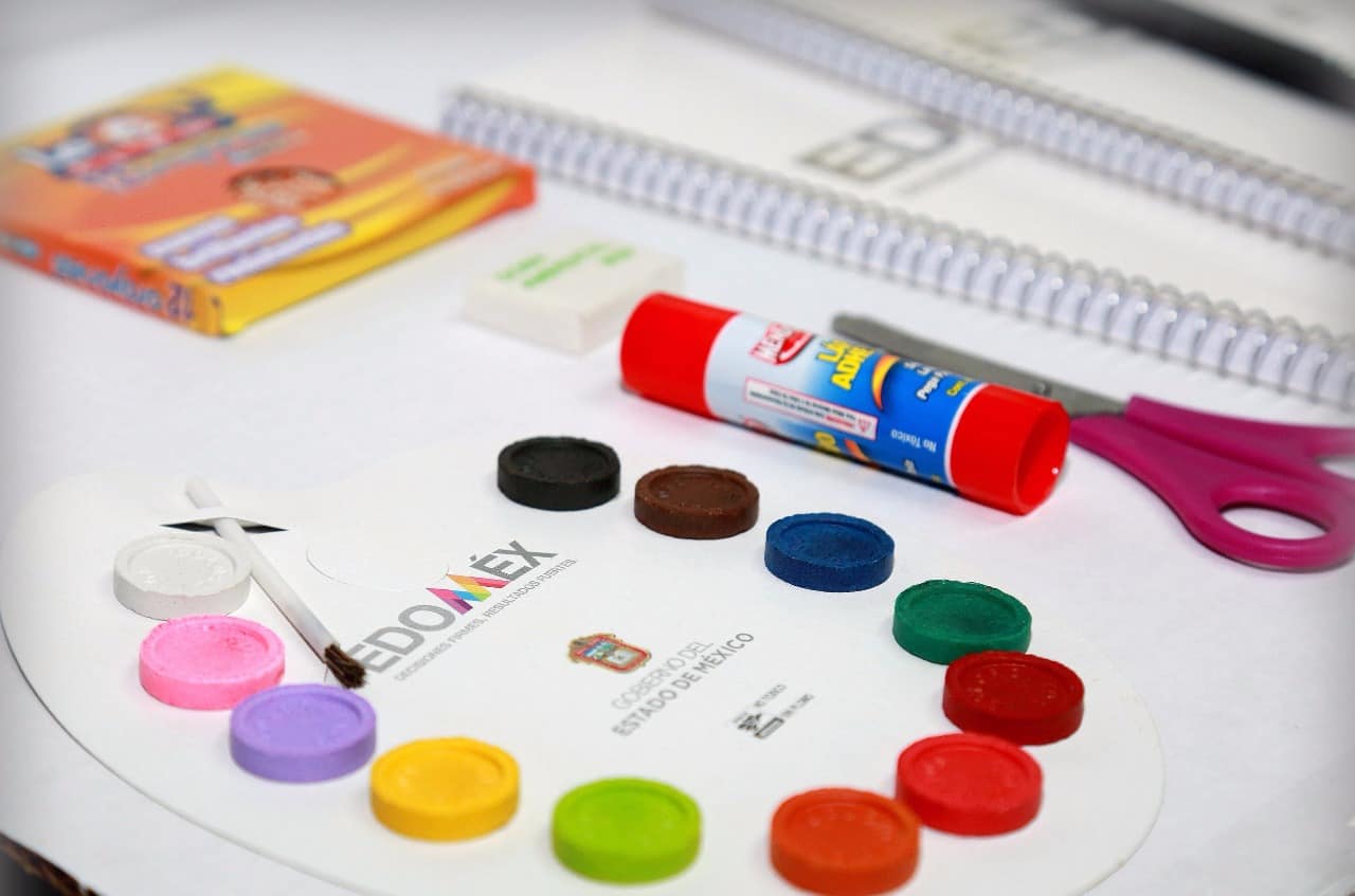 Alfredo del Mazo Maza, dio a conocer que durante la primera semana de clases se comenzará con el programa Útiles Escolares.