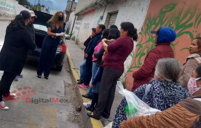 Roban automóvil a activistas que repartían alimentos a hospitales y semáforos en Zinacantepec