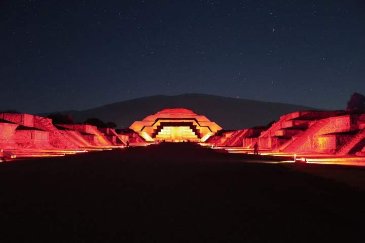 Una apertura de la zona arqueológica de Teotihuacán, llega a nosotros un nuevo evento con una maravillosa lluvia de estrellas.