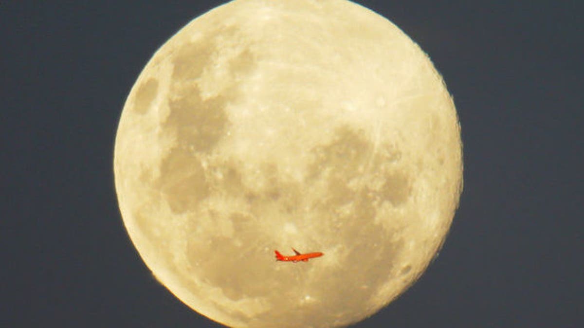 Hoy el verano se despide con la "Luna de Miel", la última luna llena de la estación