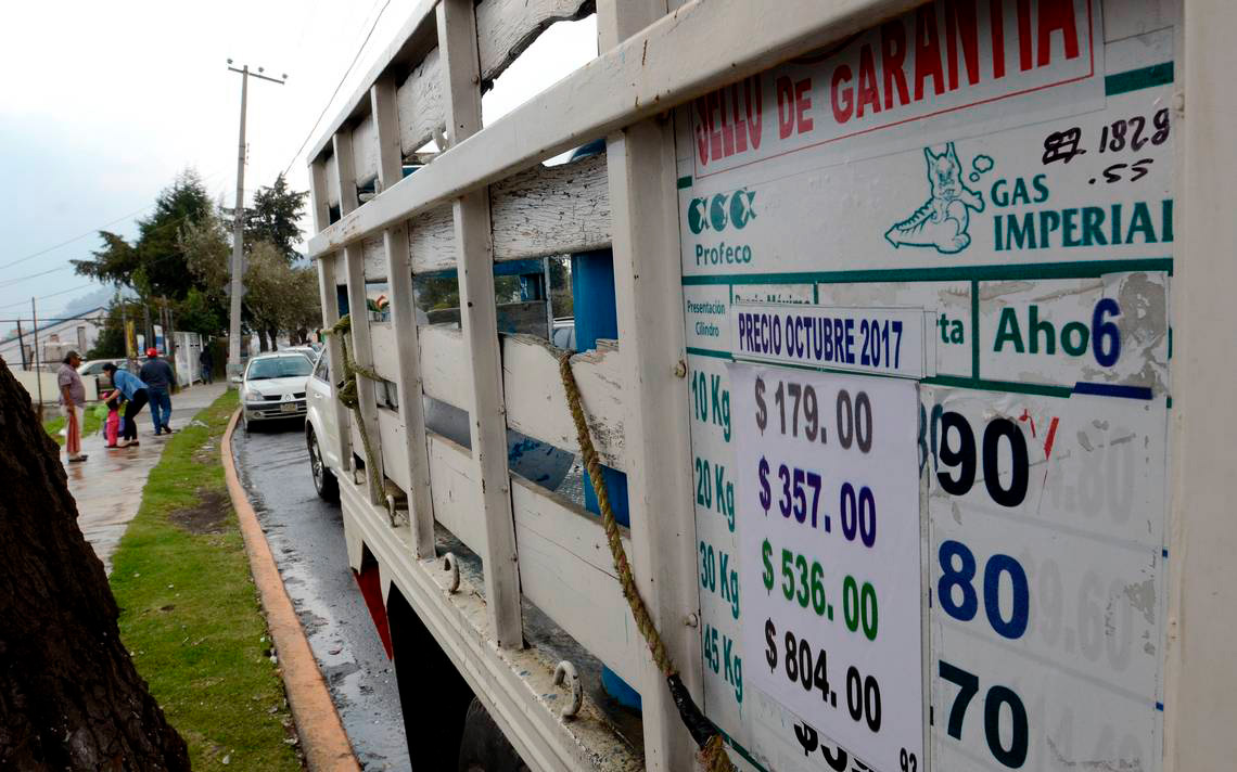 habitantes-cierran-sucursales-de-gas-imperial-en-toluca1