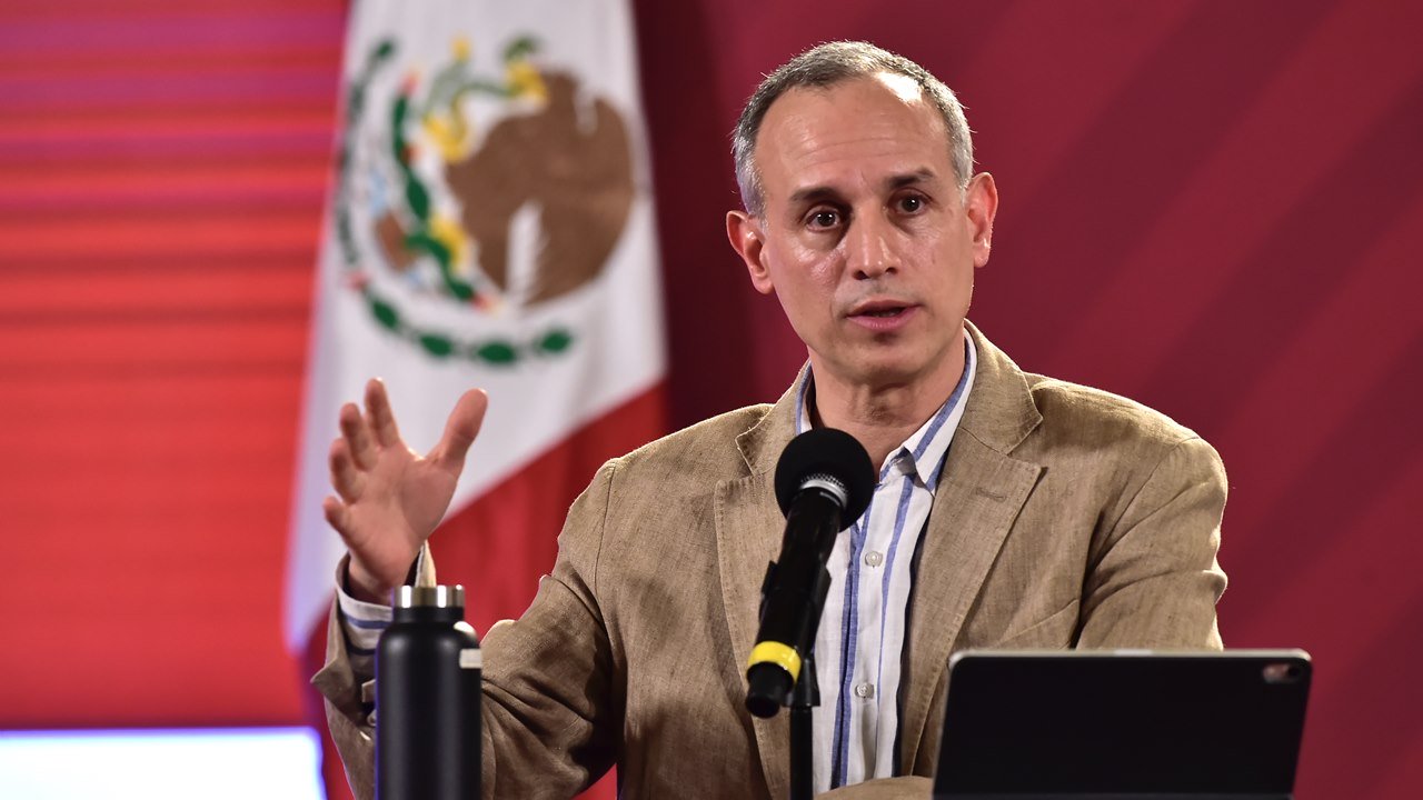 México podría tener rebrote de Covid-19 desde octubre y hasta abril de 2021 según Gatell