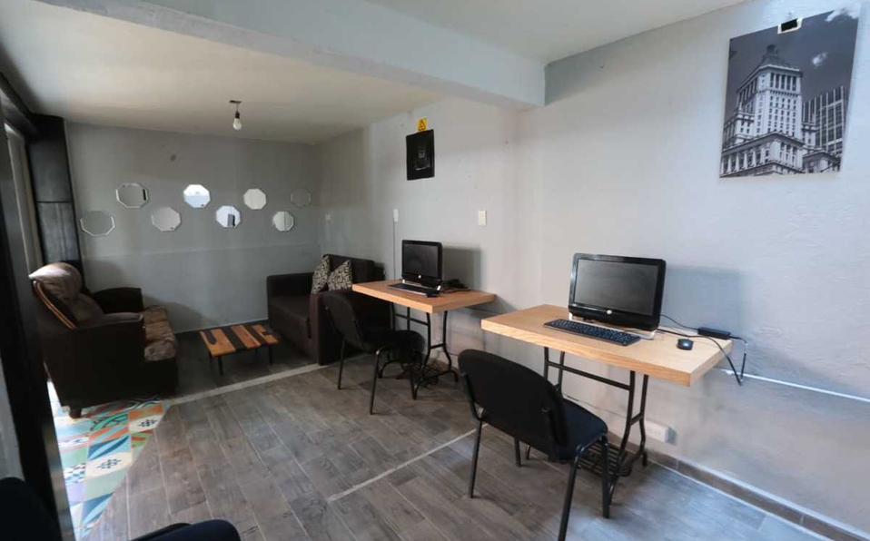 Ofrecen-computadoras-e-internet-gratis-en-local-de-Toluca