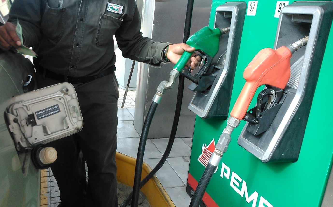 Baja precio de gasolina en Toluca y Metepec hoy lunes