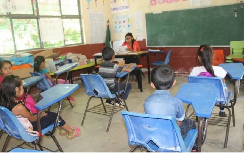 Por falta de tecnología niños en Chiapas regresan a clases presenciales