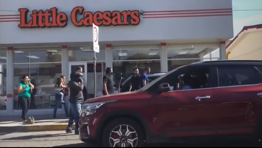 por-distraerse-con-su-celular-conductor-atropella-a-ninas