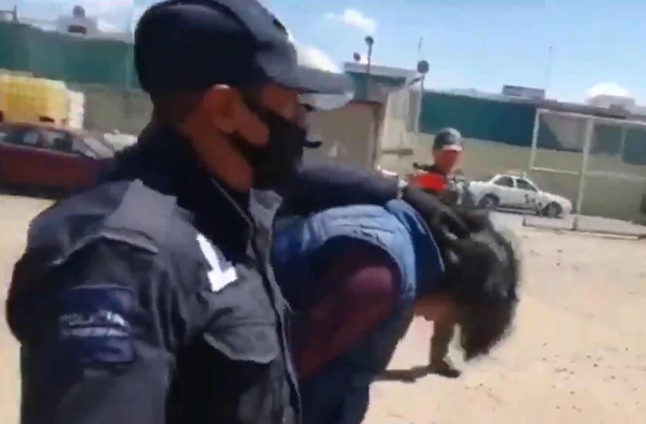 toluca-detienen-a-dos-presuntos-delincuentes-dedicados-al-robo-de-autopartes3