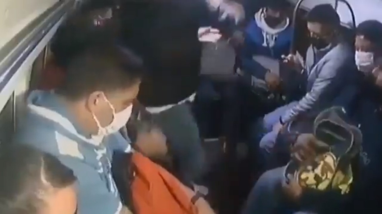 Video || Combi es asaltada en la México-Puebla