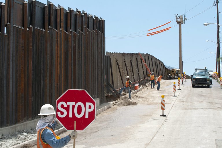 Joe Bidn no seguirá con el muro fronterizo