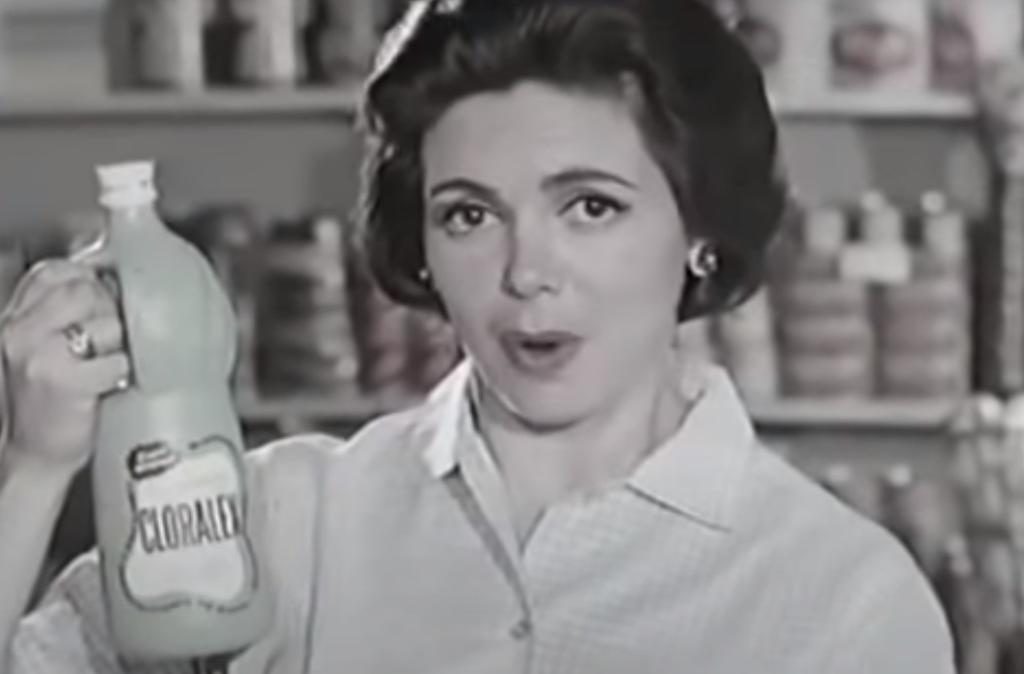Comercial-de-Cloralex-de-1957-se-hace-viral-por-su-publicidad