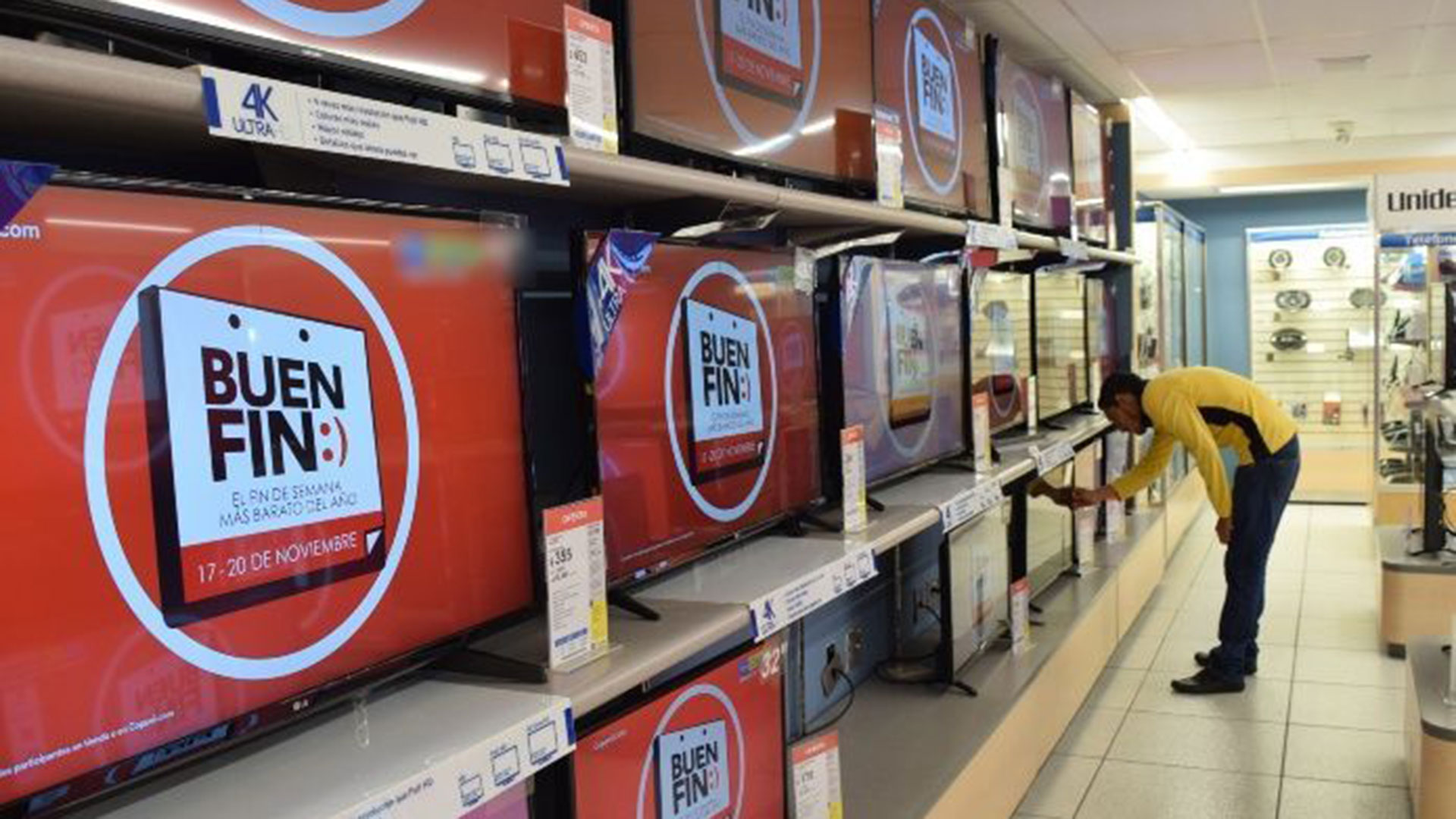 Aurrera pone por equivocación pantallas a 10 pesos en Edomex