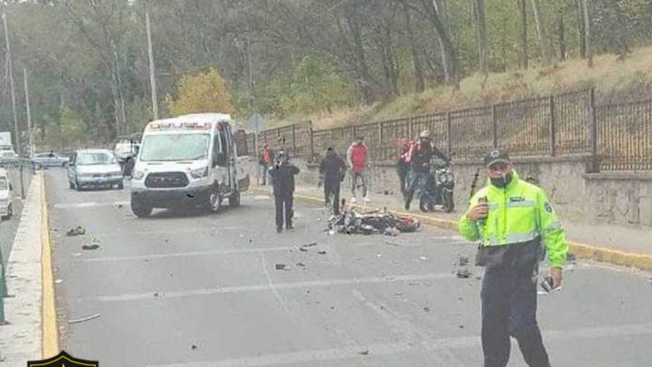 Lanzó su camioneta a ladrones en Naucalpan